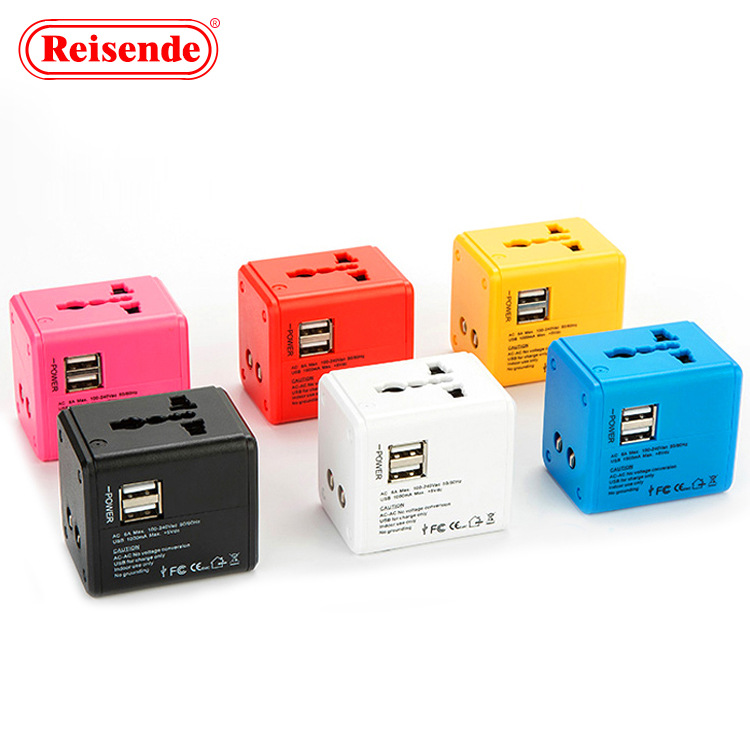 多国通用转换插头 全球旅行转换插头 多功能转换插头 插头转换器