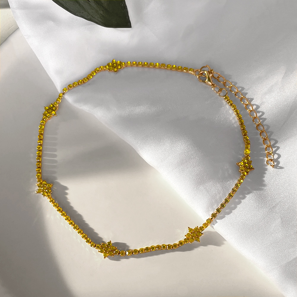 Fashion Flower Alloy Inlay Rhinestones Womenu0027S Necklace 1 Piece