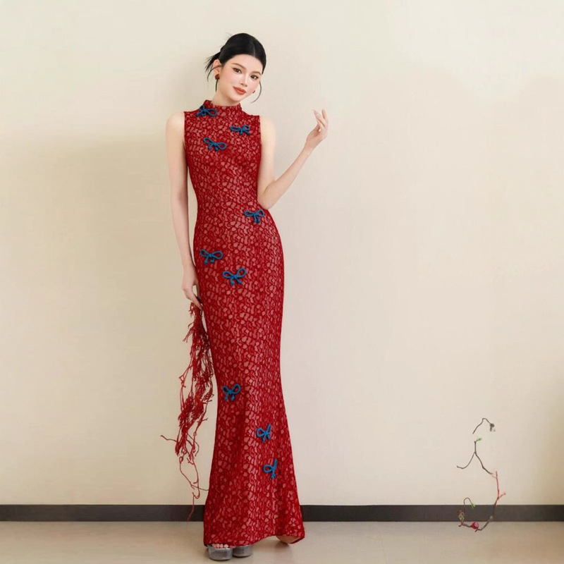 Bridal Morning Robe for Women, Light Luxury Niche Banquet Attire, Engagement Wedding Dress, Slim-Fit New Chinese-Style Red Qipao Dress