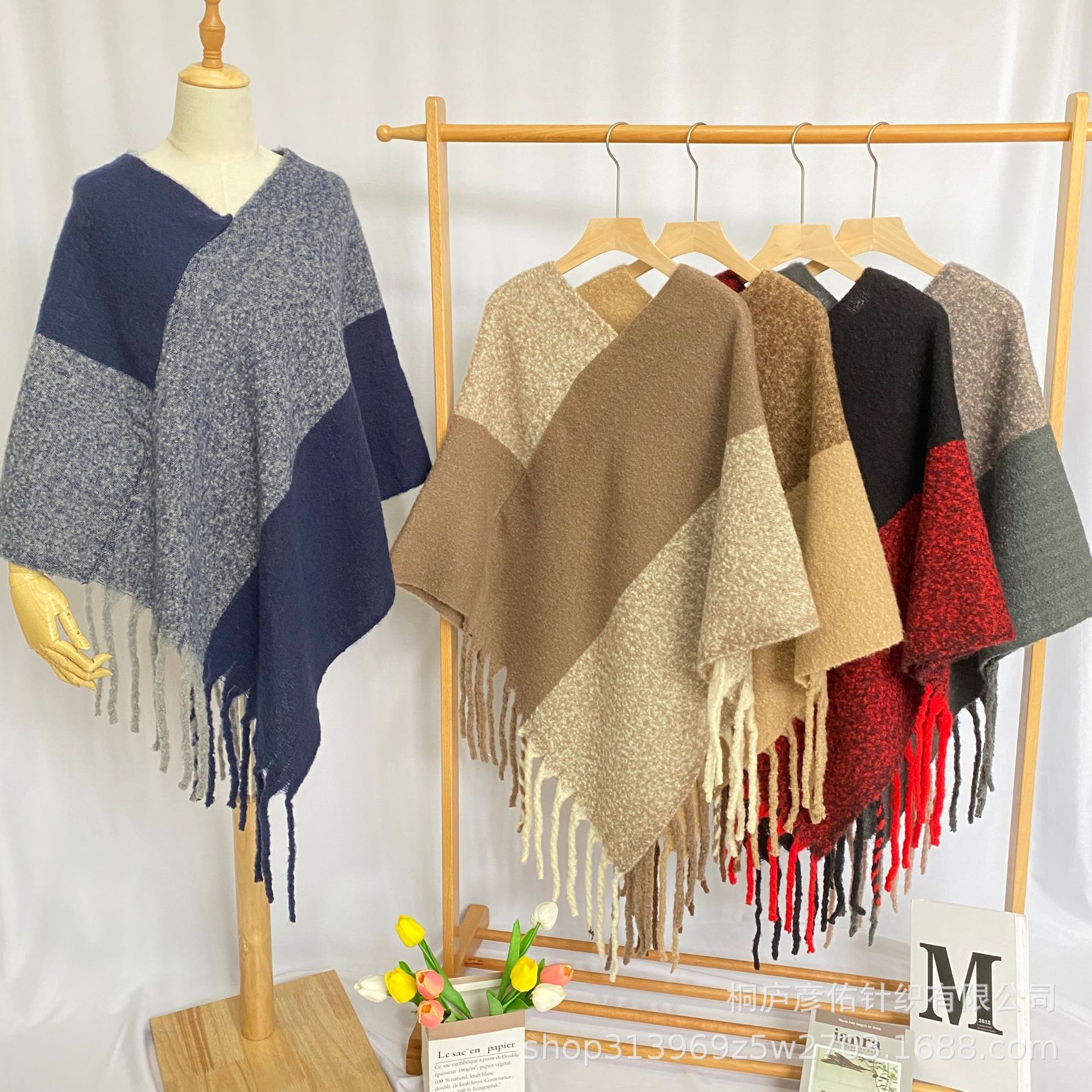 Buy quality Thick Beard Tassel Shawl Knitted Weft Knitted Color