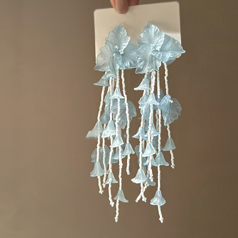 Pendientes de borla de flor de súper hada de plata Pendientes de ins pequeños frescos y dulces Personalidad de moda Pendientes de alta gama al por mayor