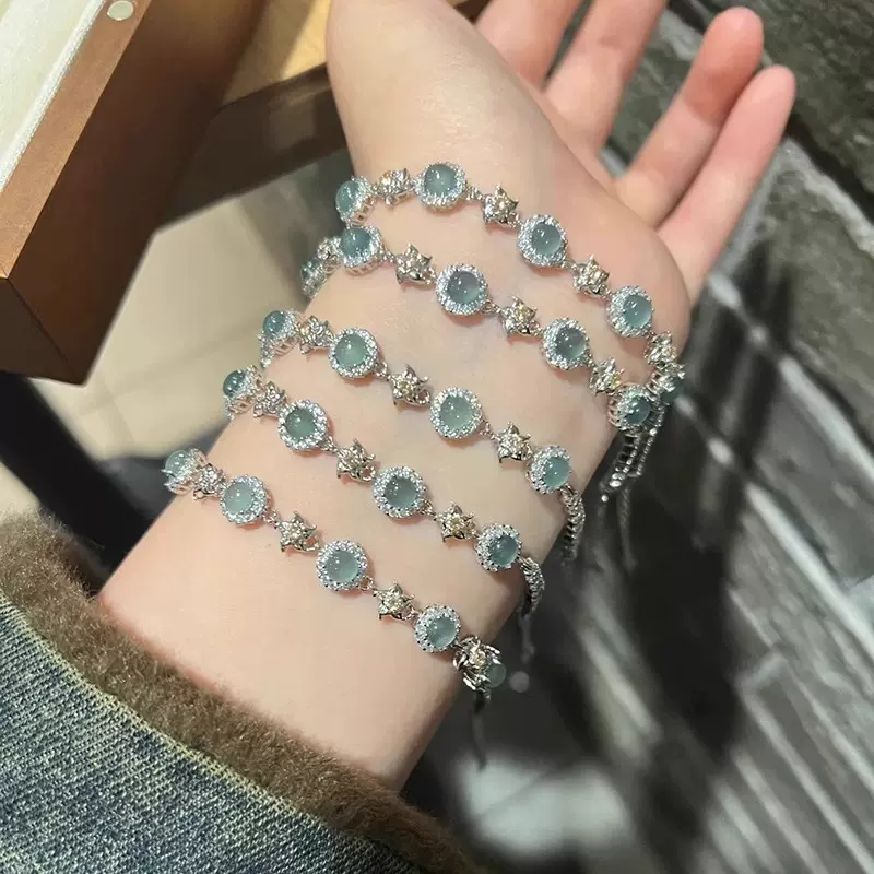 时尚百搭清冷感翡翠手链女生2025年新款轻奢小众精致高级感手串夏