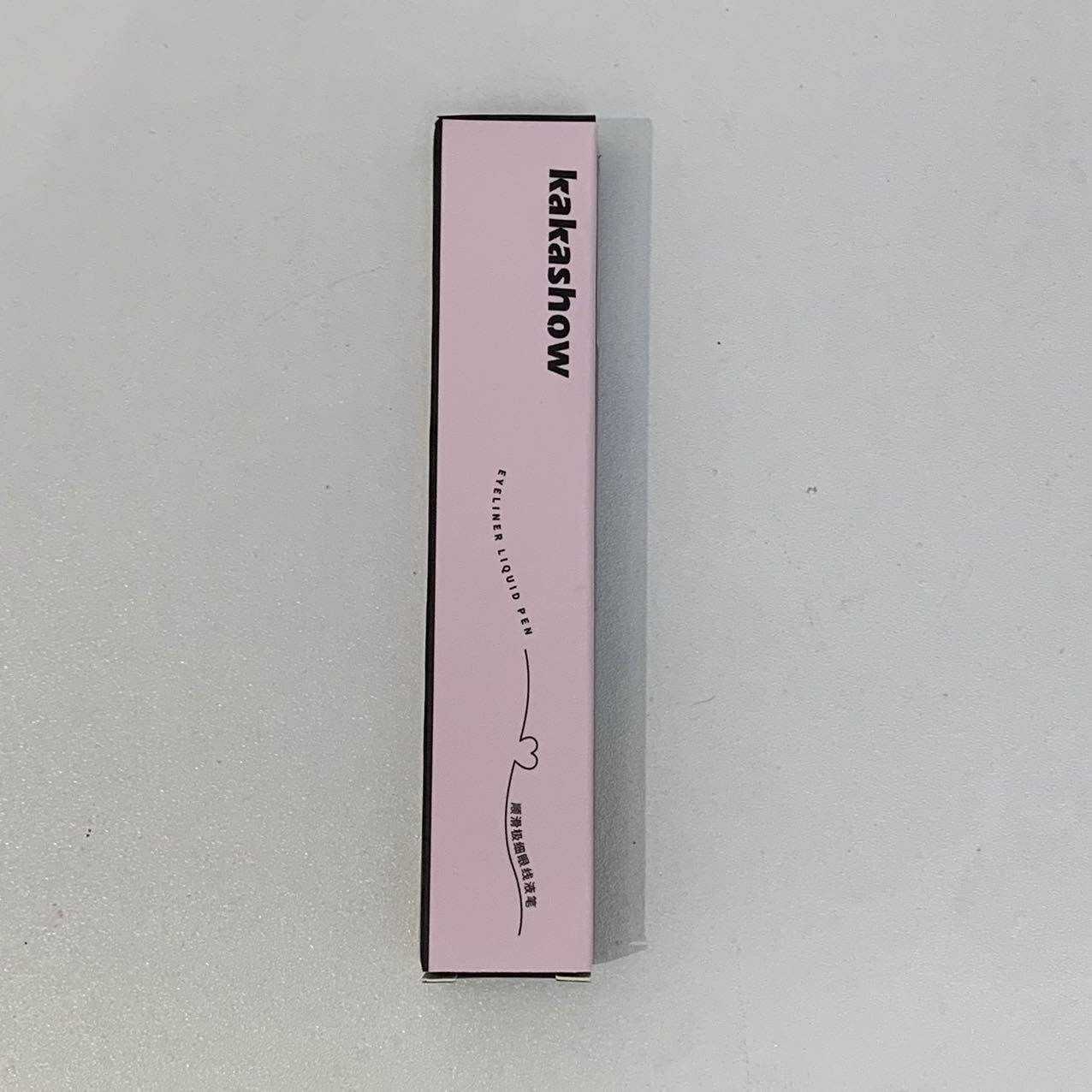 kakashow Smooth Ultra-fine eyeliner Liquid is smooth, waterproof, sweat-proof and does not smudge. It is suitable for beginners to naturally lower their eyelashes full figure
