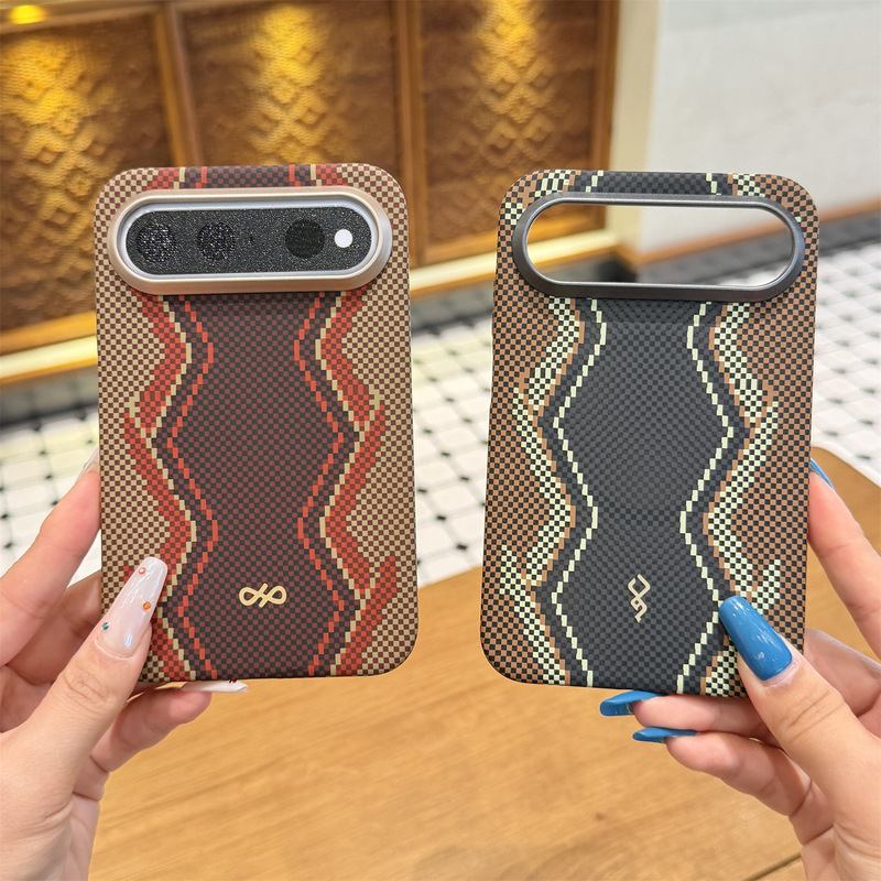 Suitable for Huawei Pura X View, featuring a wide, straight-edged design, a built-in MagSafe magnetic ring, and a red snake motif
