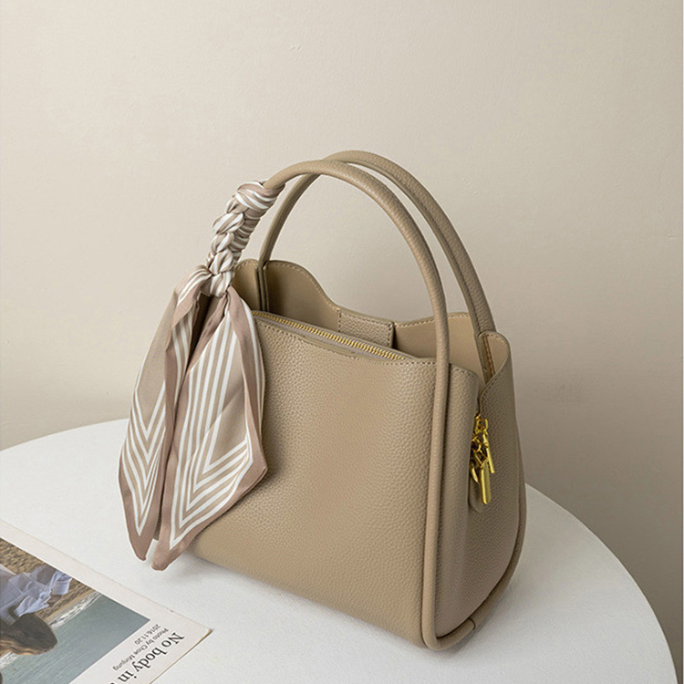 香港代购爆款手提包女2024新款真皮菜篮子水桶包小众轻奢斜挎小包