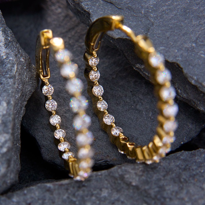 Huitan Foreign Trade European and American High-End Earrings, Micro-Inlaid Zircon Round Simple Earrings, Exaggerated and Stylish Hoop Earrings