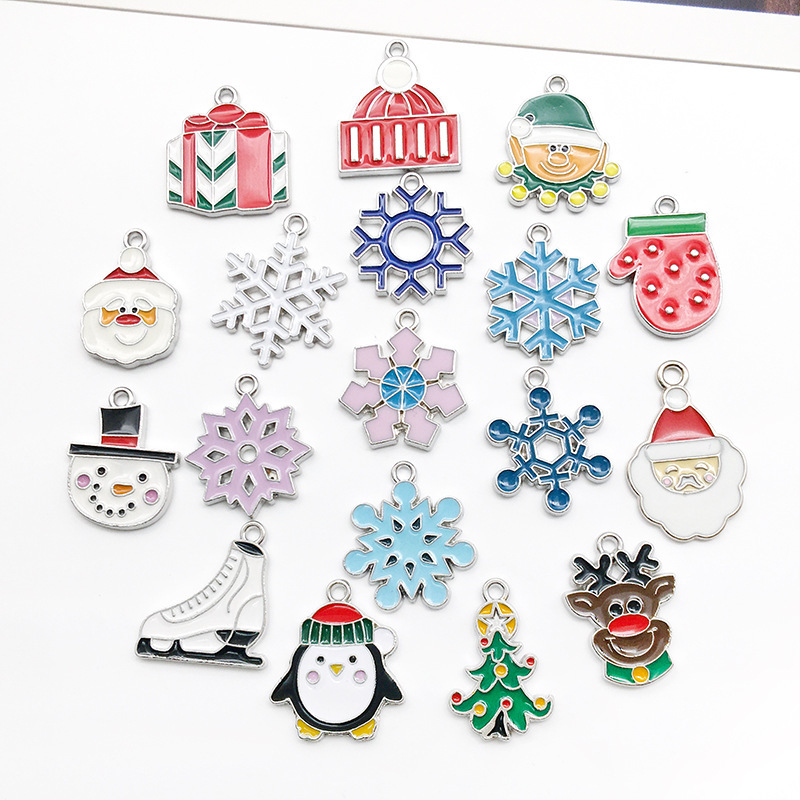2g Weight Pendant Jewelry Making Type 16 * 21mm, 18 * 20mm, 18 * 21mm Jewelry Making Size DIY Jewelry Accessories Classification 1 Piece Quantity Alloy Material Christmas Festival Snowman, Snowflake, Elk Pattern Enamel Design Casual, Simple Style Style 1 Piece 16 * 21mm 18 * 20mm 18 * 21mm Alloy Snowman Snowflake Elk Pendant 4