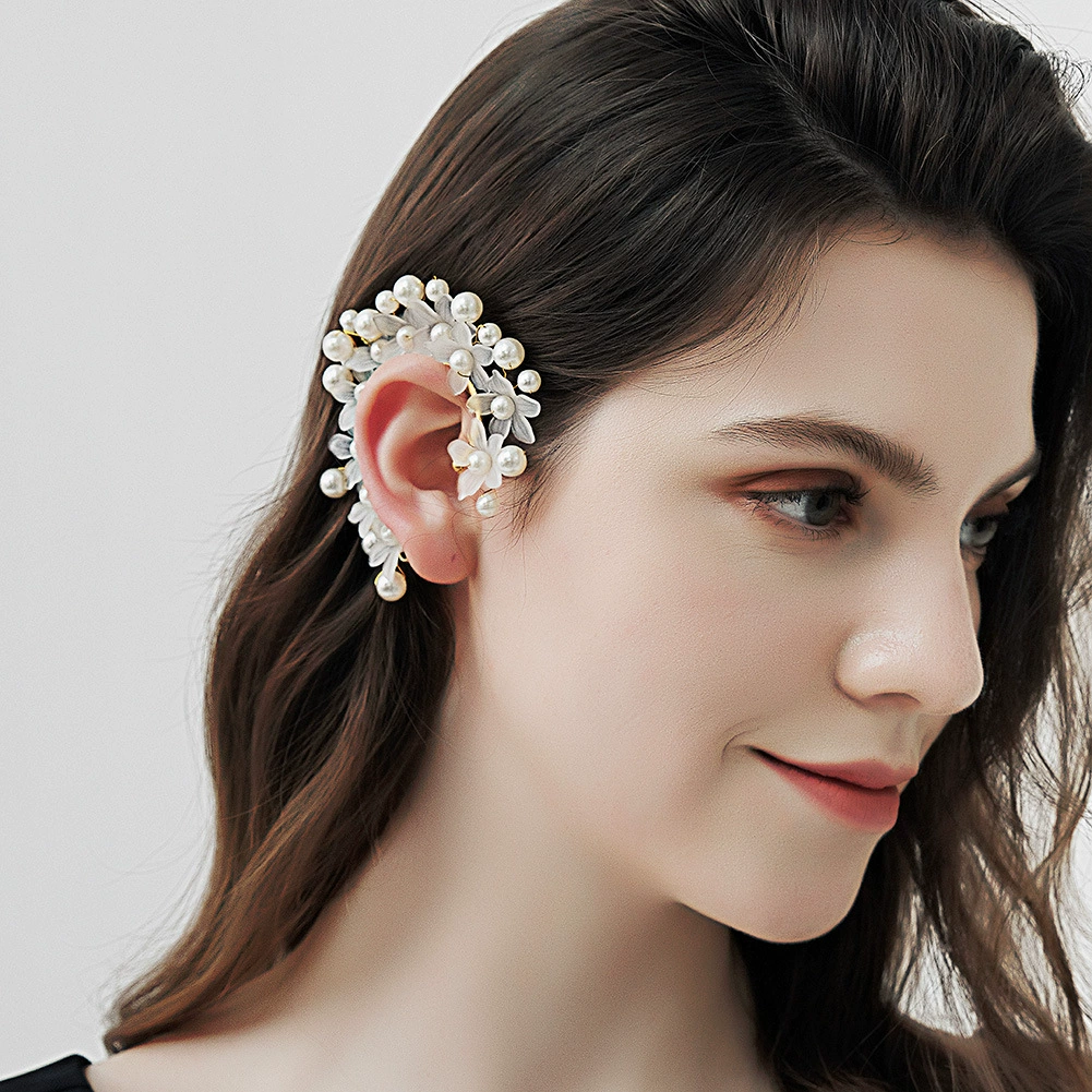 Earrings for photo sessions, ear clips handmade from pearl, internet celebrity, no pierced ears