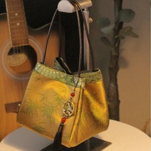 ����ʽ���L�����Ů2025�¿��ļ��������۝h�����L�ζ����С����