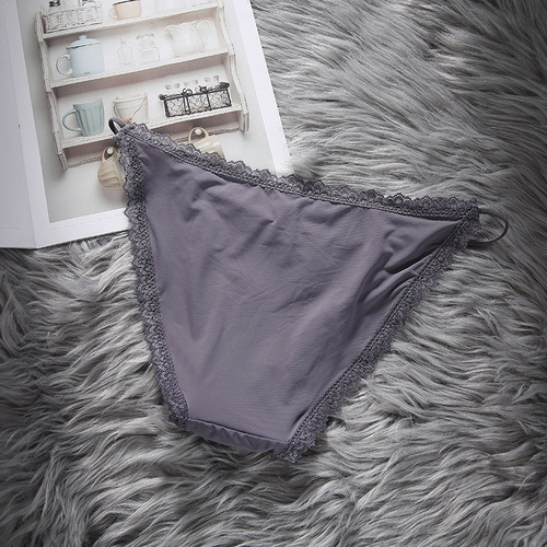 Sexy Women's Thongs with Lace Edge and Thin Straps for European and American Foreign Trade, Invisible Underwear, Hot T Panties for Women, Large Size 