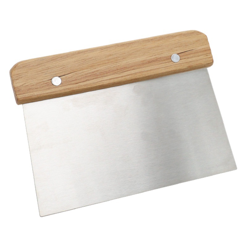 Mango de madera de acero inoxidable cortador de fideos salchicha raspador de harina cortador de masa raspador de pastel raspador de fideos herramienta para hornear