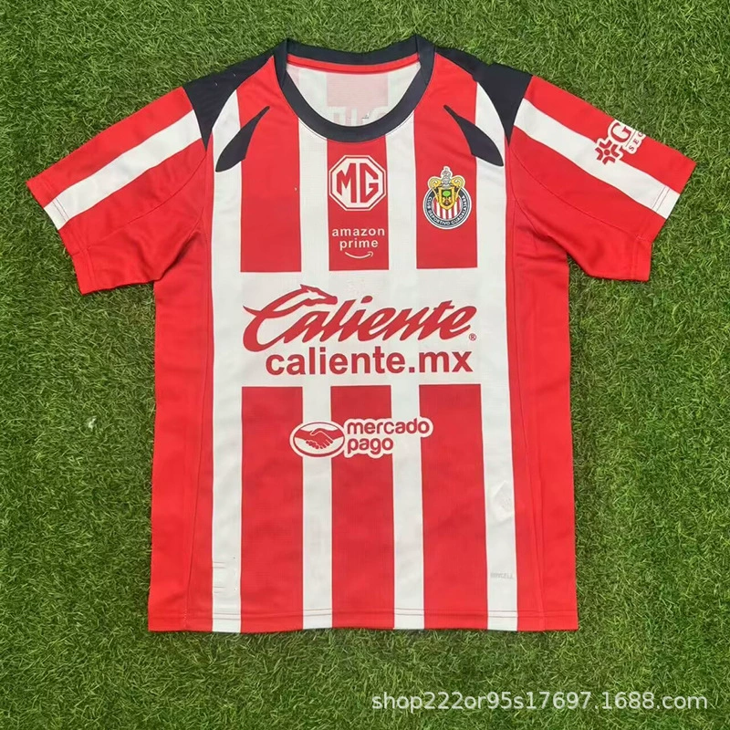Футбольная форма Blue Cross Chivas Aston Villanovokusen Feyenoord Notts Forest свитер/майка?