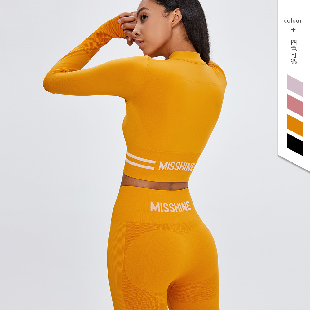 Ropa de yoga sin costuras de manga larga apretado corto yoga Top cremallera collar chaqueta deportiva nude fitness top