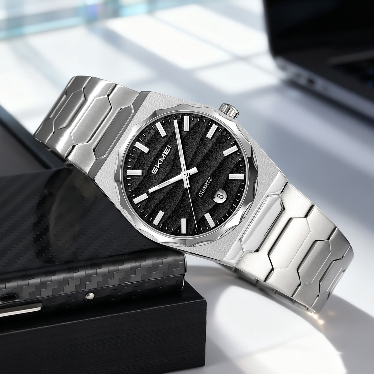 Momento de relojes de pulsera de hombre transfronterizos de acero calendario relojes de cuarzo impermeables nocturnos relojes de pulsera comercio exterior regalos al por mayor personalizados