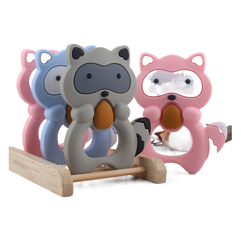 Amazon nuevo animal de dibujos animados mapache molar silicona teether bebé juguete creativo teether stick materno y infantil suministros
