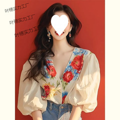 今年流行独特漂亮小衫米色碎花宽松泡泡袖上衣衬衫女2025夏季新款