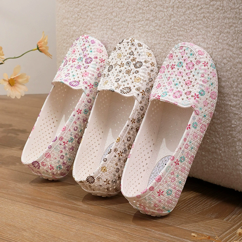 Сандалии, женские летние Полые Дышащие туфли на мягкой подошве, Нескользящие пластиковые пляжные туфли с принтом, обувь для медсестер на плоской подошве