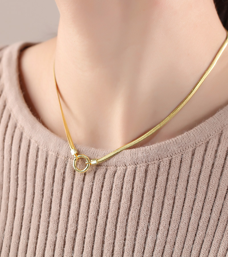 S925 plata de serpiente suave hueso de serpiente plana cadena collar joyería de las mujeres de alto grado sentido nicho anillo hebilla Cadena de clavícula caliente venta accesorios