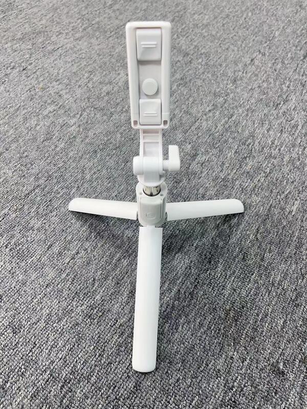 1メートル/1.3メートル1.7メートルの爆発的な携帯電話自撮り棒bluetoothリモコン一体式着地スタンドbluetooth自撮り棒|undefined