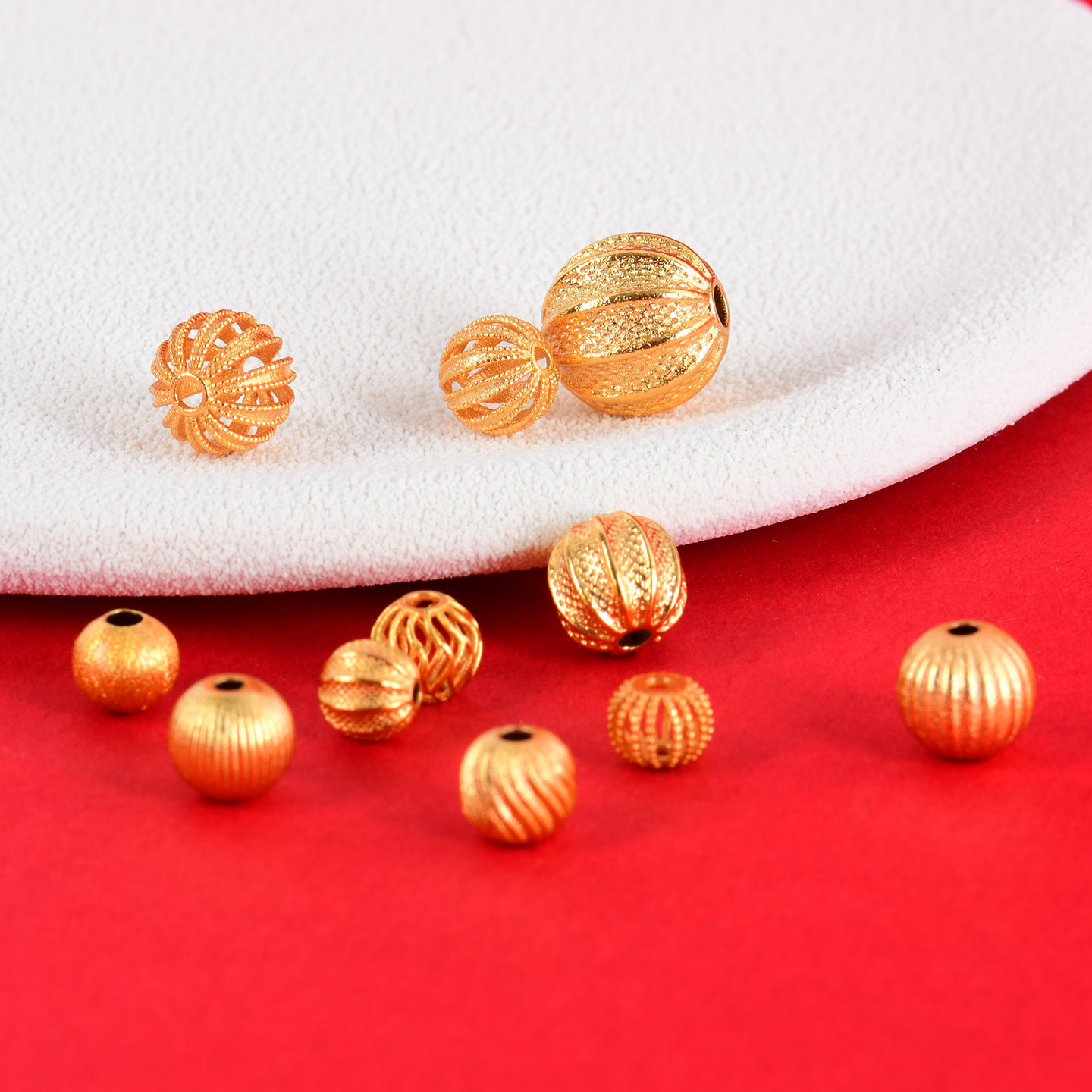 24K Gold-Plated Brushed Gold Beads Spacer Beads Bracelet Accessories Vintage Round Beads DIY Jewelry Bracelet Hollow Design Strong Color Retention