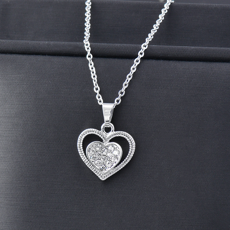 Simple Style Heart Shape Titanium Steel Inlay Rhinestones Pendant Necklace 1 Piece