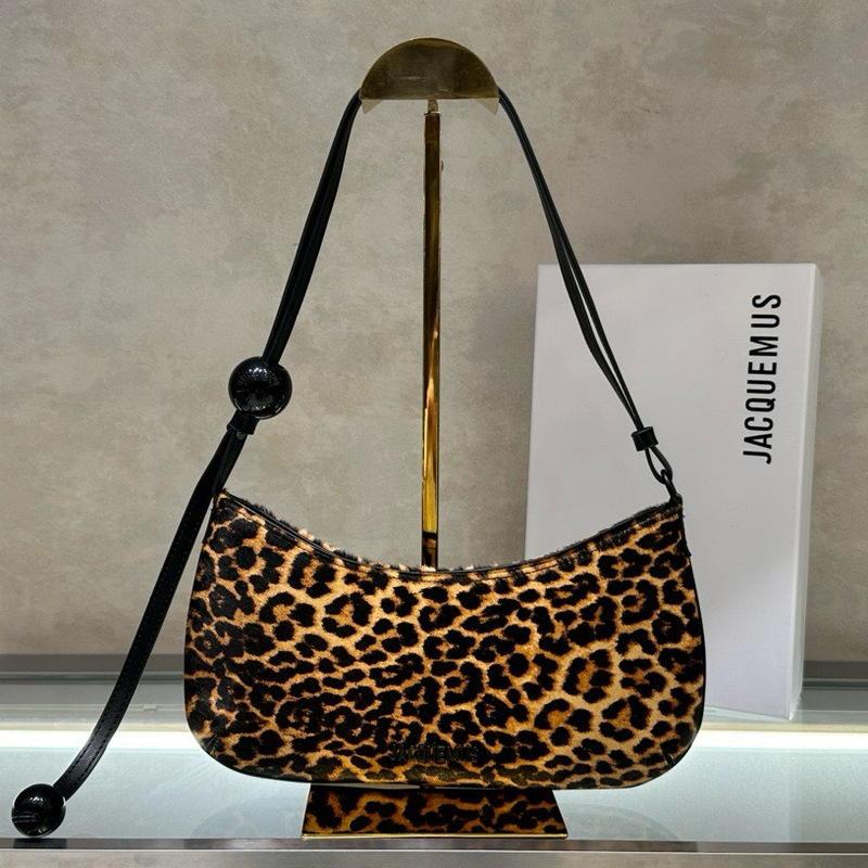 Jacquemus Niche Design Leopard Print Shoulder Crossbody Bag Baguette Small Ball Handbag Baguette Bag Armpit Bag