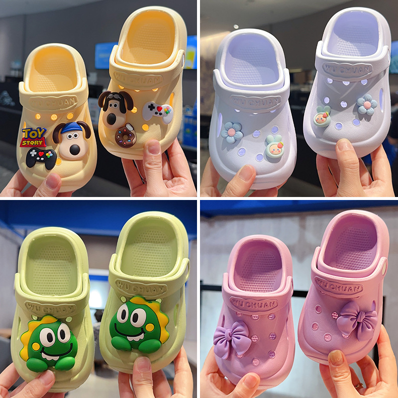 2026 Super Popular Children's Clogs with Eva Soft Sole, Girls' Beach Closed-Toe Princess Sandals, Non-Slip and Lightweight