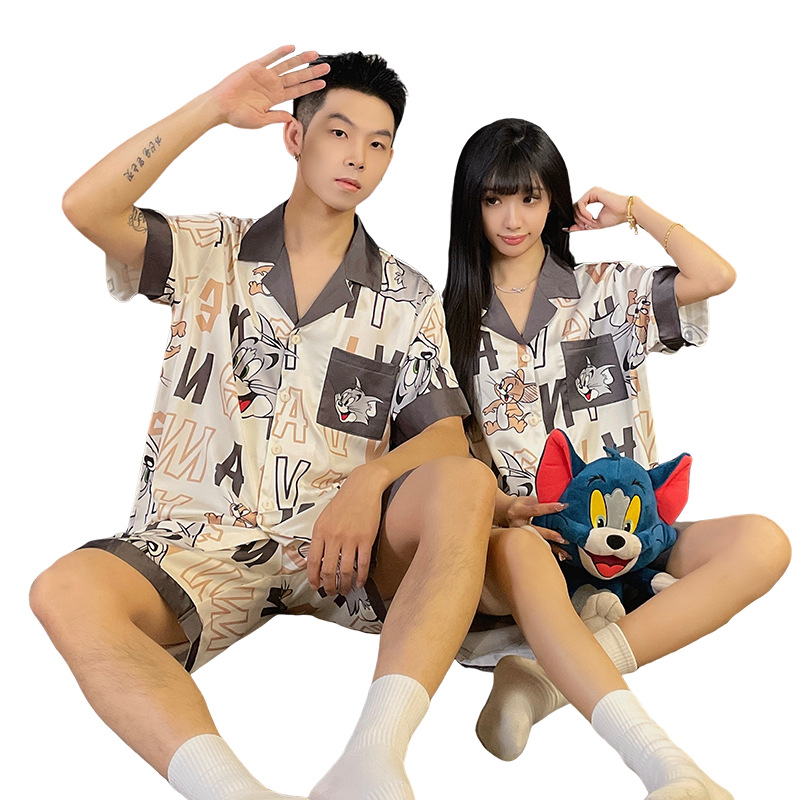 Pajamas de pareja de dibujos animados para mujeres verano delgado de manga corta lindos estudiantes de seda de hielo para hombres ropa de casa de seda de dos piezas