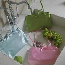 Jennie同款芭蕾风法式简约复古丝绒绸缎感手提小方包单肩腋下包