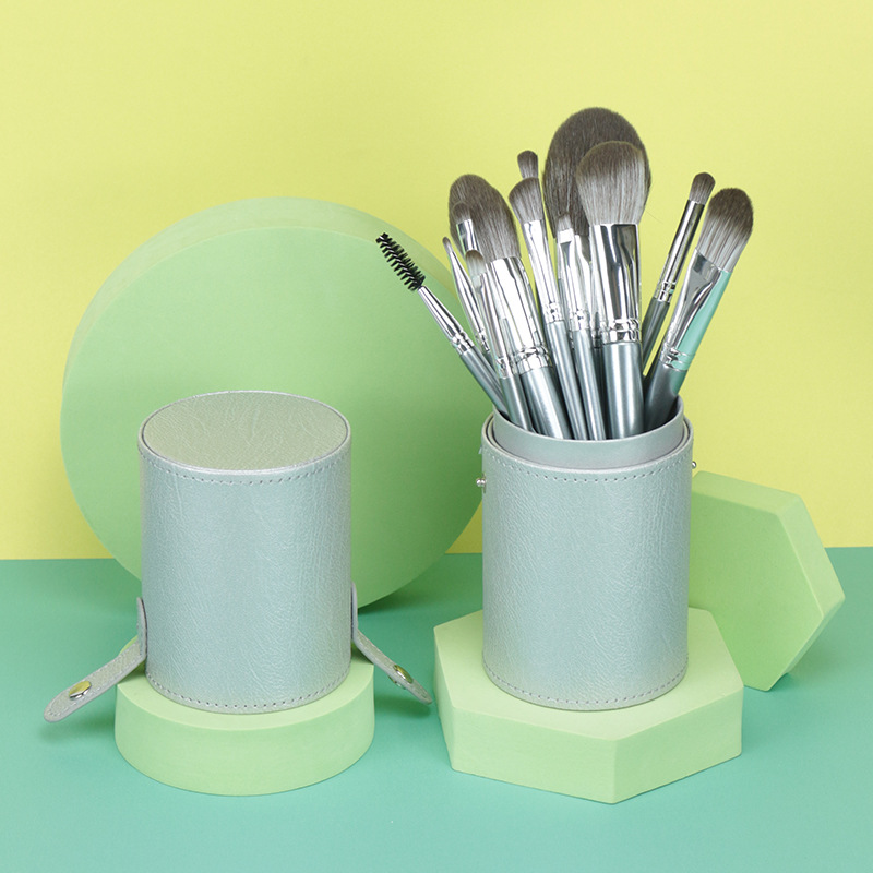 Customized cepillo de maquillaje barril de escritorio acabado a prueba de polvo almacenamiento caja de bolsillo de maquillaje con cubierta herramientas de maquillaje bolsa de maquillaje
