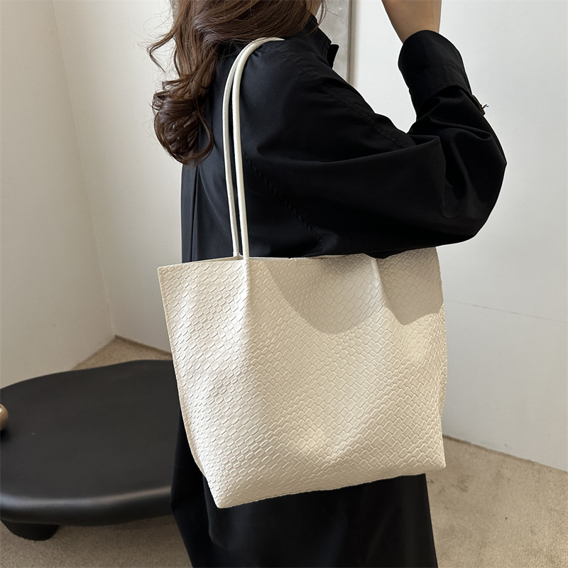 Retro versátil bolso de gran capacidad para mujeres 2024 nueva moda otoño invierno tejido moda tote bolso de hombro de alta calidad