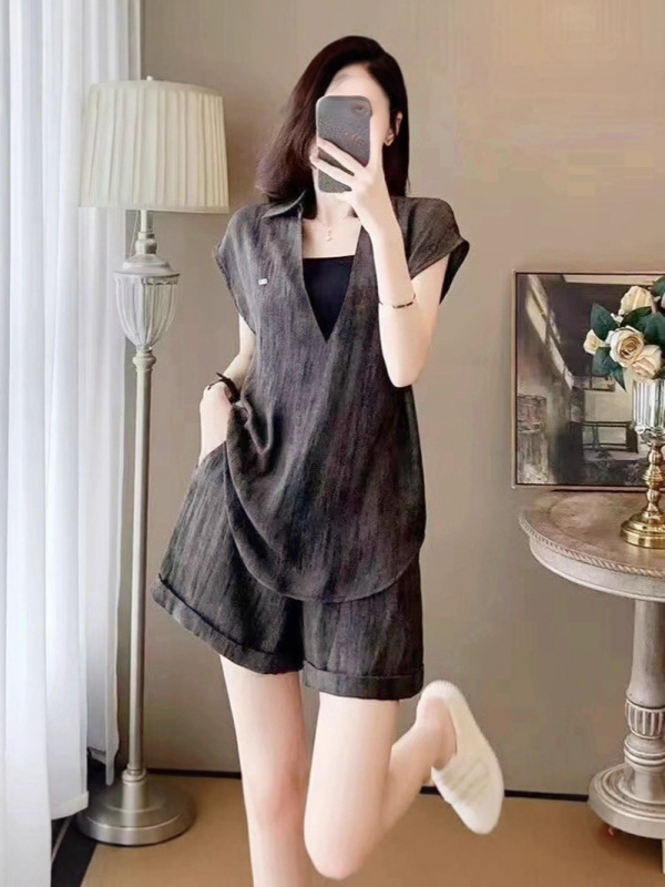 女装时尚套装夏季气质显瘦轻熟薄款设计感纯色短袖短裤两件套|undefined