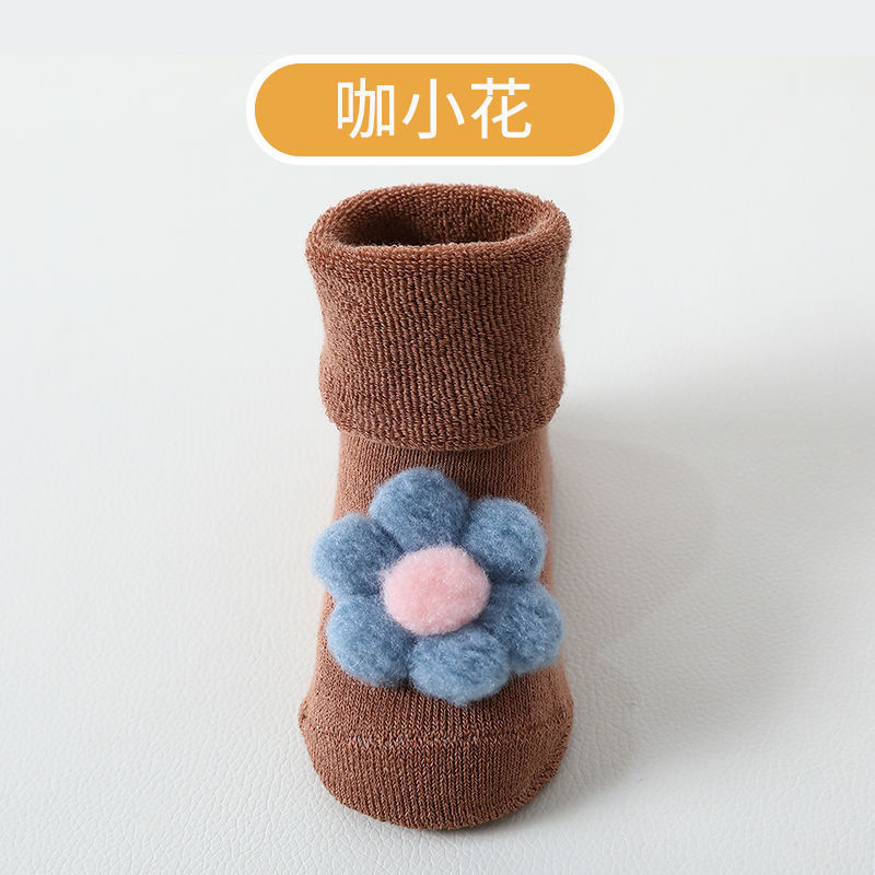 赤ちゃんの学校の靴下の赤ちゃんのA類の秋冬の床の靴下の子供の厚い毛の輪の靴下の男女の子供の靴の靴下の卸売り|undefined