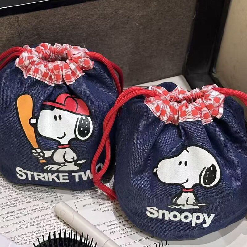 New Denim Snoopy Drawstring Bag, Cosmetic Storage Makeup Bag, Baseball-Playing Snoopy Cute Women's Bag New Denim Snoopy Drawstring Bag, Cosmetic Storage Makeup Bag, Baseball-Playing Snoopy Cute Women's Bag