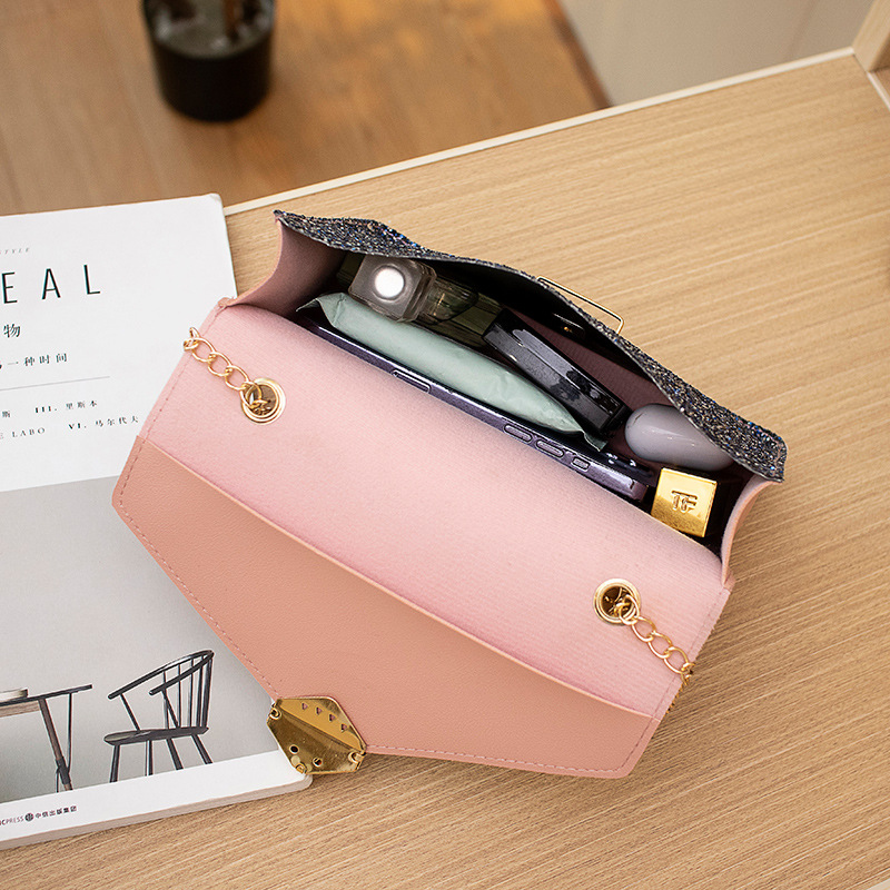 classic universal shoulder bag