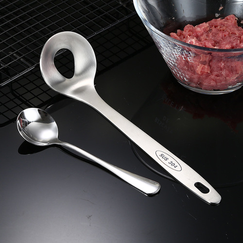 304 stainless steel meatball maker, kitchen shrimp and fish meatball scooper, household squeezing meatball artifact