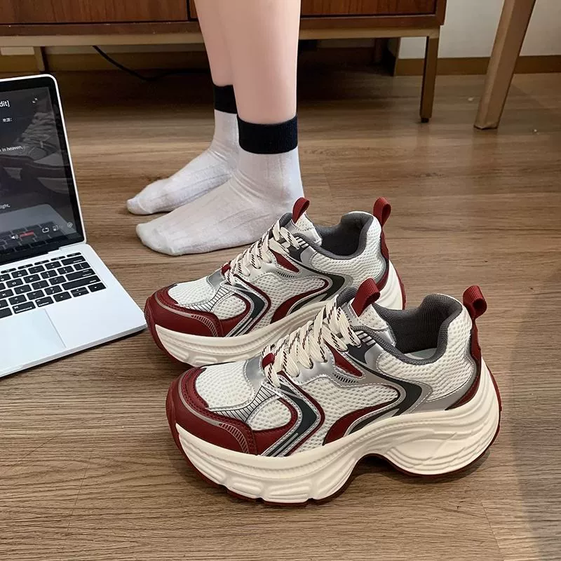 Обувь папы женский 2025 новый летний весенний и осенний толстый дно увеличить повседневные кроссовки бег амортизация легкая женская обувь