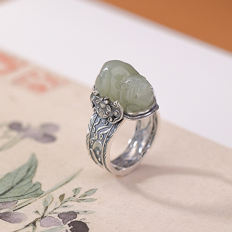 Nhẫn bạc S990 nguyên chất đính ngọc Hetian tự nhiên phong cách Trung Hoa, mặt Pixiu may mắn — một mảnh