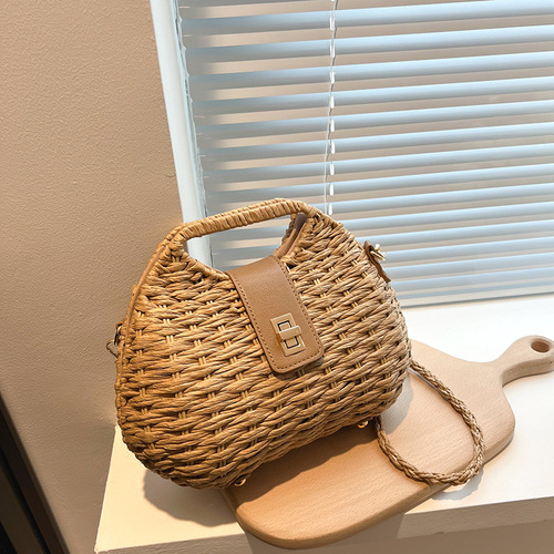 Summer Popular Beach Small Bags 2024 New Fashion Women's Handbag Grass Weave Bag High-End Style Versatile Crossbody Bag