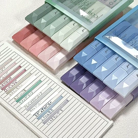 马克笔;修正带;文件袋