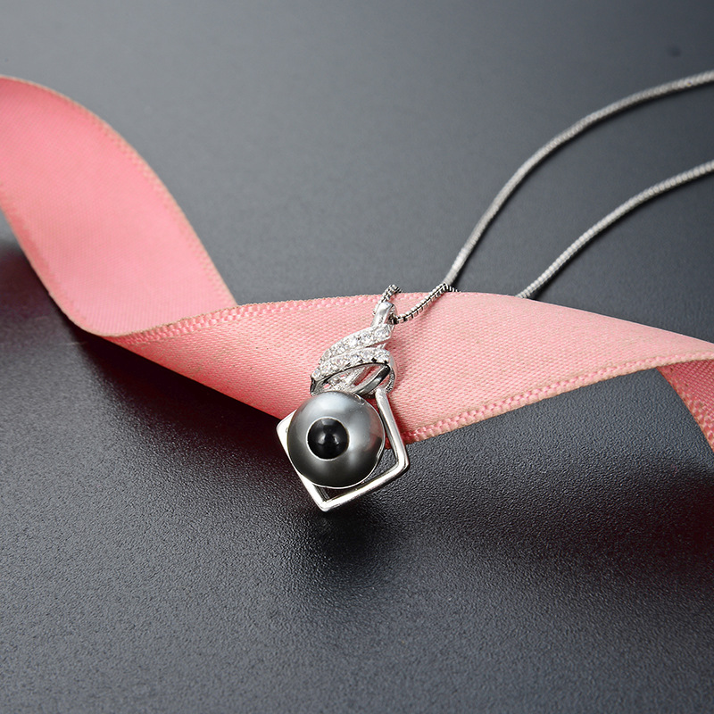 Europa y América simple nicho personalizado collar de cadena clavícula perla S925 plata estilo frío con incrustaciones colgante femenino al por mayor