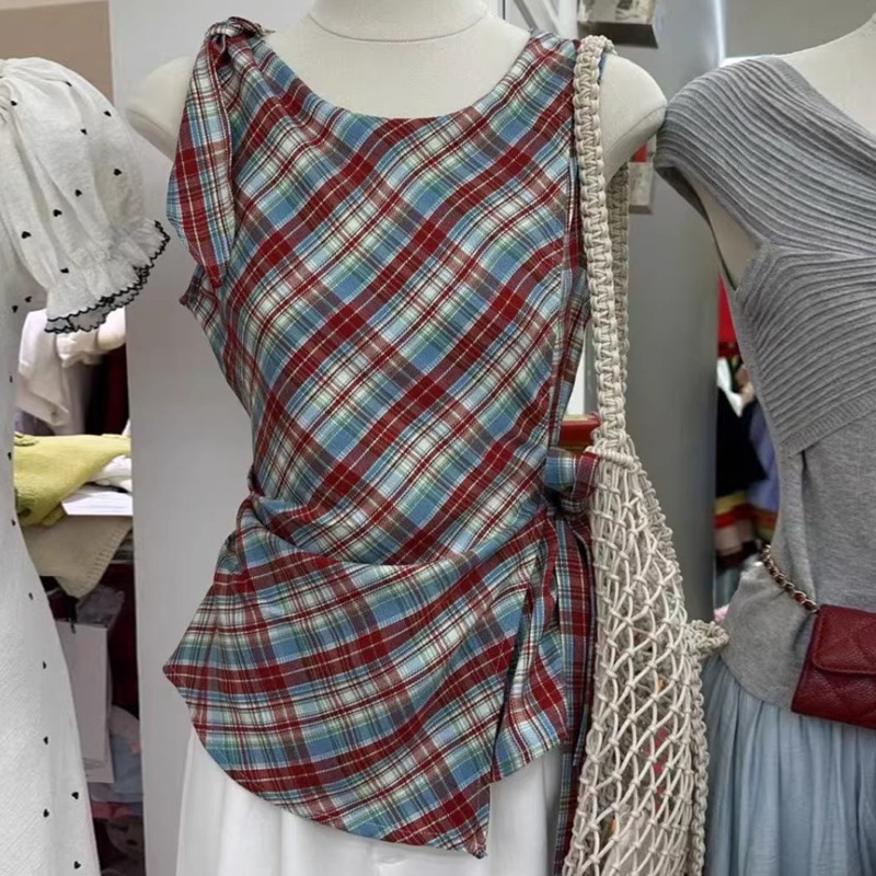 High-End Red Plaid Sleeveless Slim-Fit Top 2026 Summer New Women's Pleated Waist-Cinching Elegant Shirt Vest High-End Red Plaid Sleeveless Slim-Fit Top 2026 Summer New Women's Pleated Waist-Cinching Elegant Shirt Vest