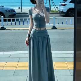 韩系小众不撞款套装超好看的上衣半身裙一整套ootd穿搭26夏季