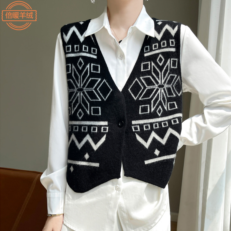 Spring and Summer Design Retro Loose Wool Knitted Vest V-Neck Jacquard Contrast Cardigan Vest Jacket Women