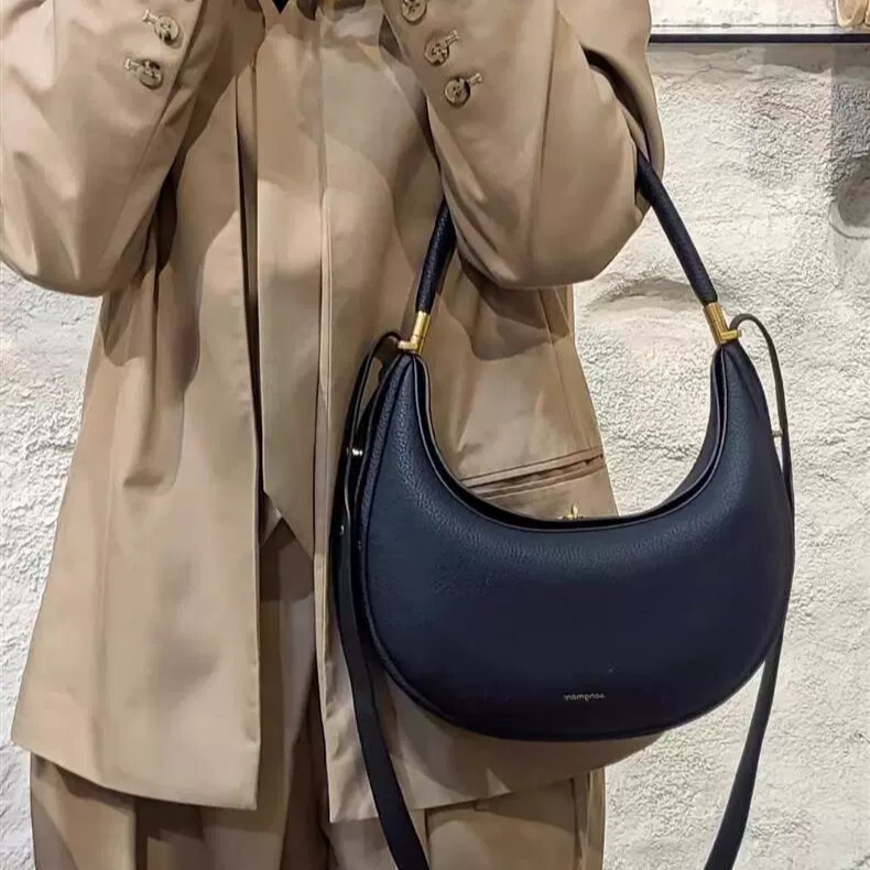 Cross-Border Popular Item: Medium Crescent Bag, Same Style as Shanxia Song, Versatile for Commuting, Medium-Sized Handbag, Shoulder Bag, Underarm Crescent Bag Cross-Border Popular Item: Medium Crescent Bag, Same Style as Shanxia Song, Versatile for Commuting, Medium-Sized Handbag, Shoulder Bag, Underarm Crescent Bag
