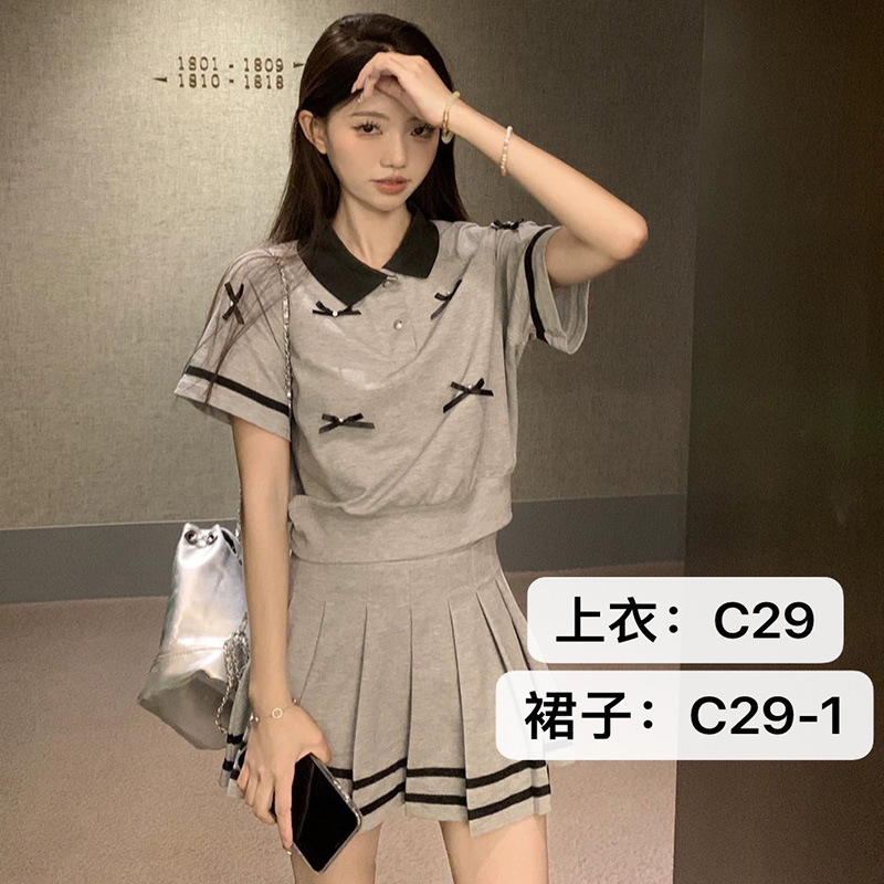 TOP学院时尚套装女夏季撞色立体蝴蝶结短袖T恤高腰百褶裙两件套|undefined