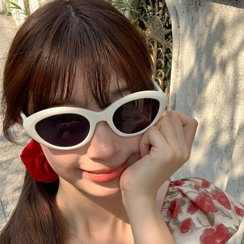 (Кросс-б borders) fashionable sunglasses with diamond pattern, glasses