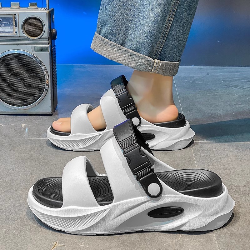 Zapatillas deportivas transfronterizas verano para hombres 2025 nuevo estilo exterior para adolescentes conduciendo sandalias de playa resistentes al desgaste de suela gruesa antideslizante