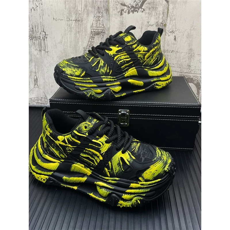 Обувь папы с полировочным принтом марки прилива для мужчин с толстой подошвой удобная и дышащая