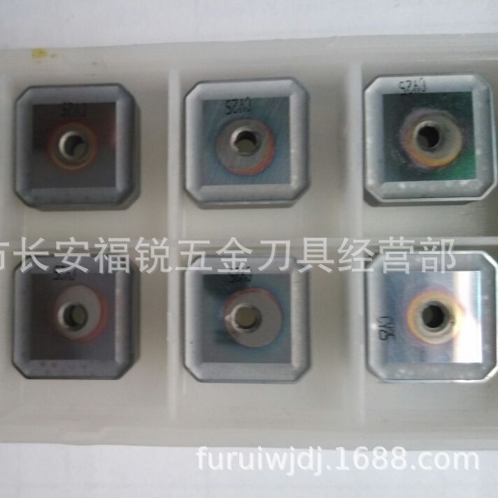 SNNF13T3FN CY25 日历铣刀片